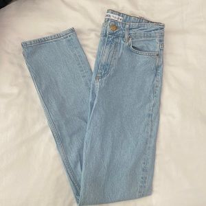 ZARA straight leg, high rise jeans